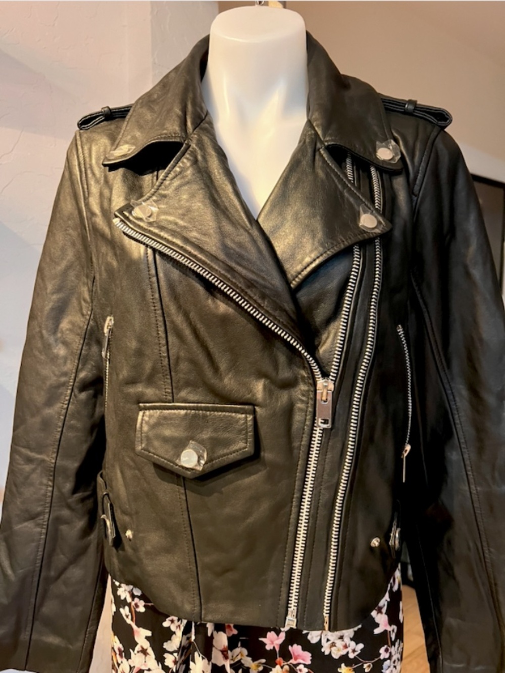 Walter Baker Front  double zip closure